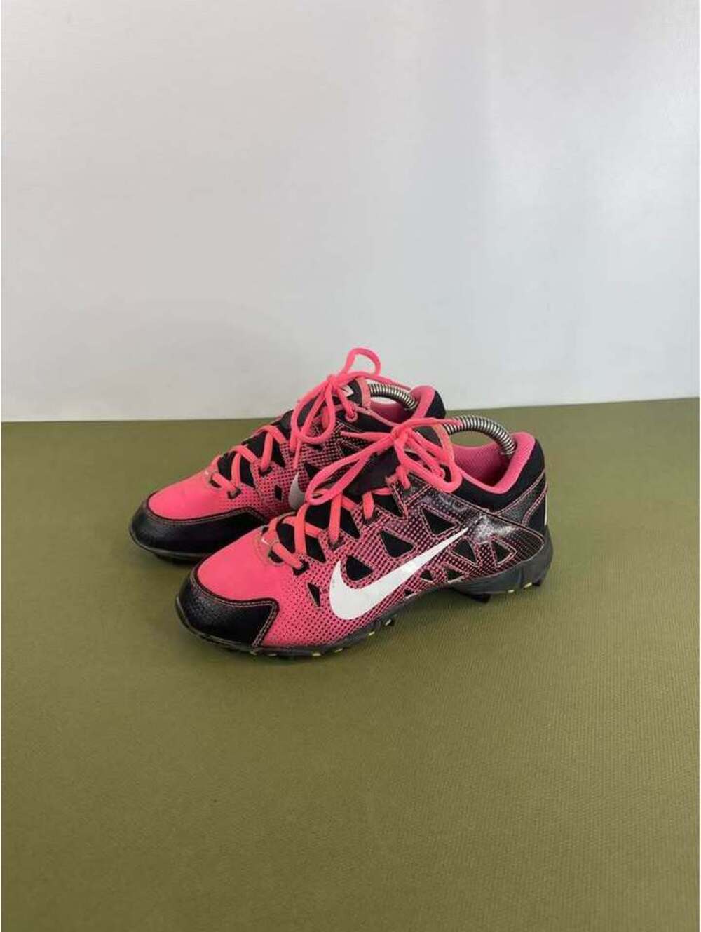 Nike Hyperdiamond 2 Keystone Youth Softball Cleats Pink Black 3.5Y